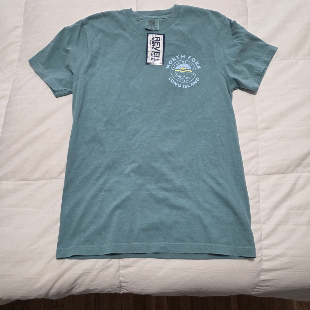 NWT North Fork Hamptons Long Island Women's Teal T-Shirt